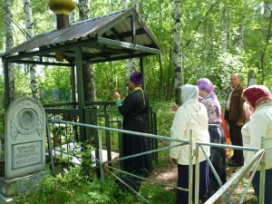Молебен у места погребения святителя Василия Кинешемского, 2016 г.